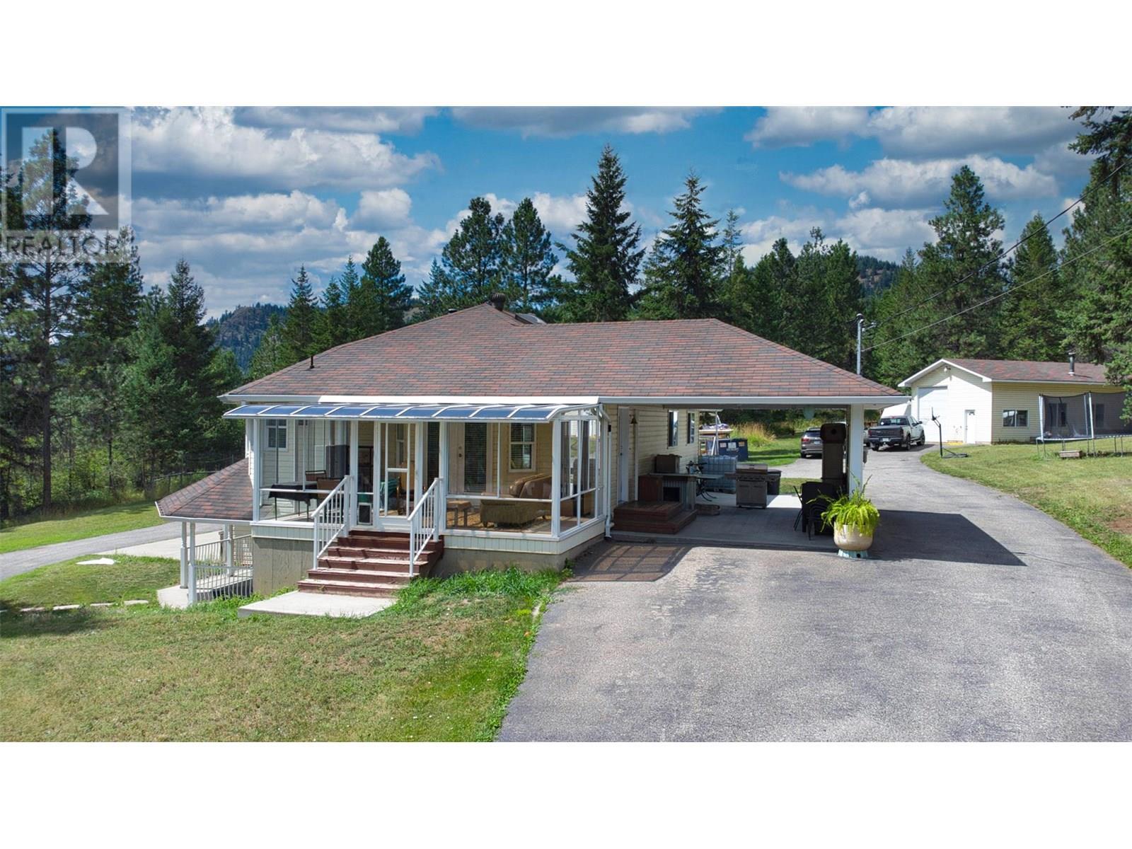 90 Mcinnes Road, Lumby, BC - Outdoor