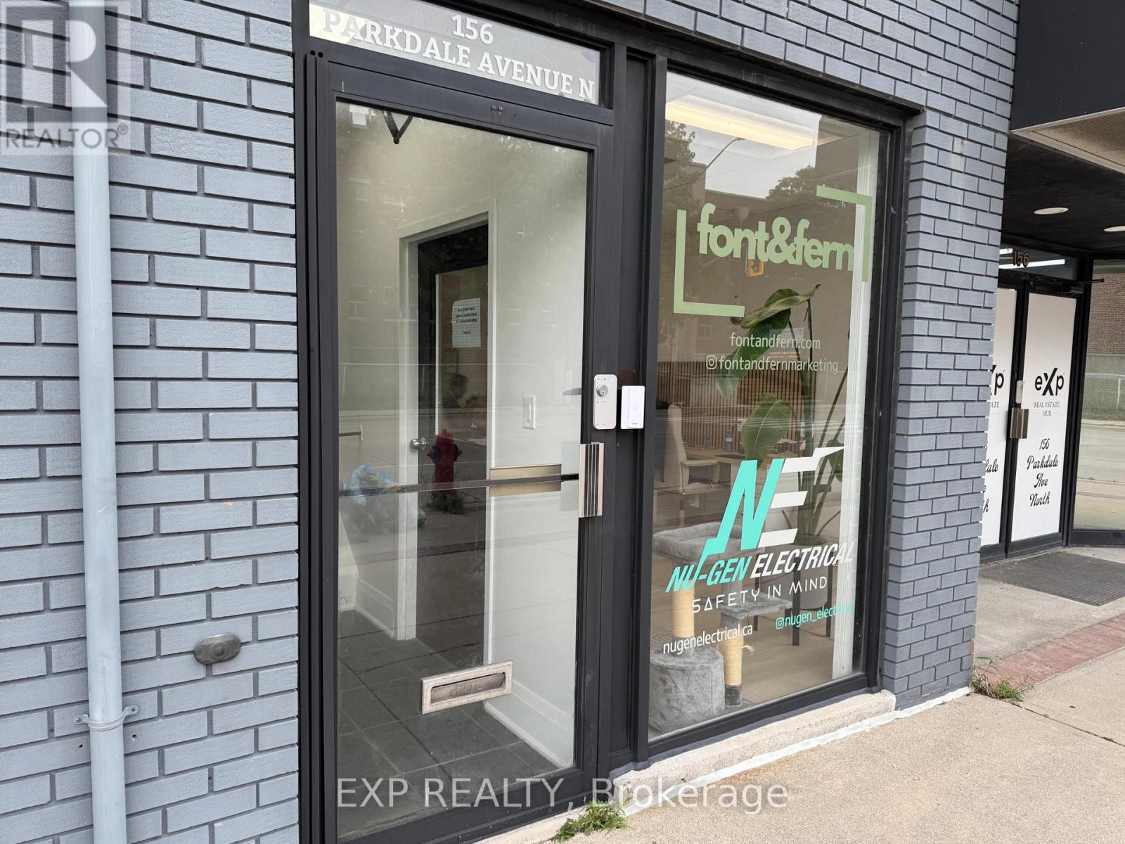 156 Parkdale Avenue N, Hamilton, ON