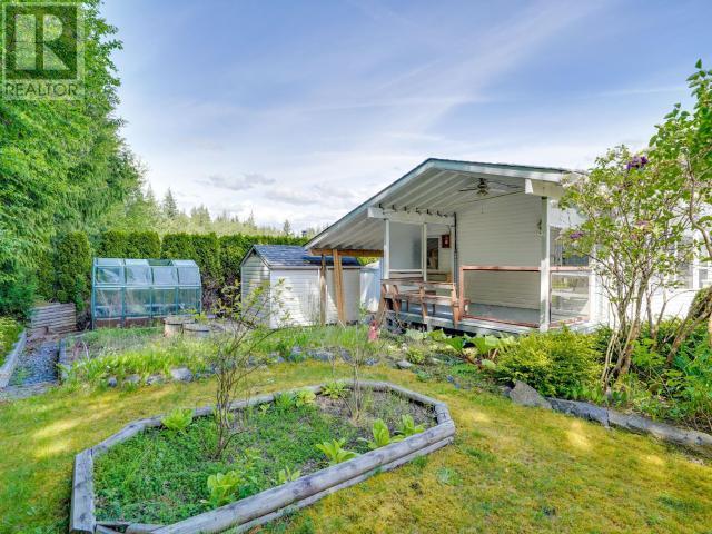 201-7575 Duncan Street, Powell River, BC - Outdoor