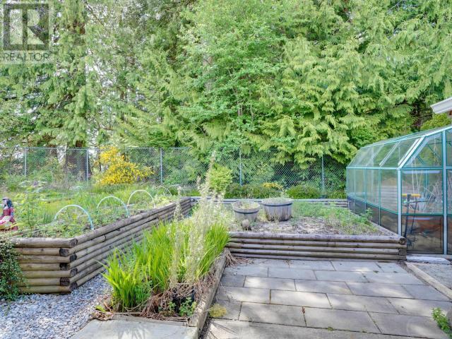 201-7575 Duncan Street, Powell River, BC - Outdoor With Deck Patio Veranda