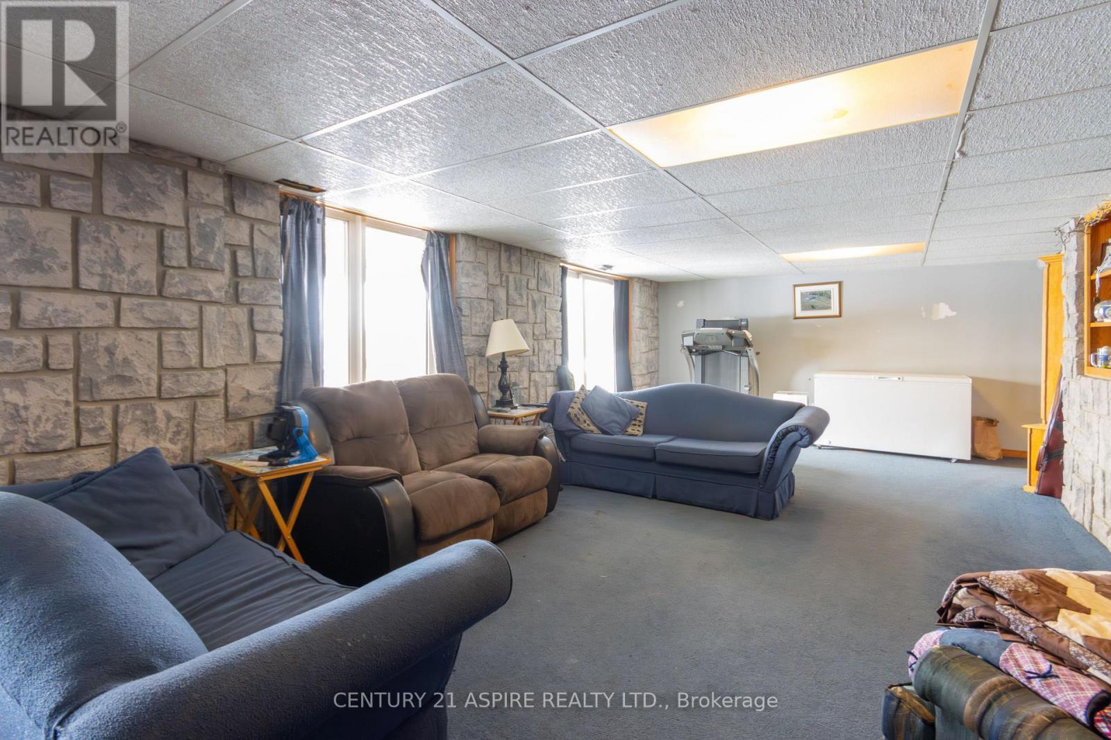 2112 Schutt Road, Brudenell, Lyndoch And Raglan, ON - Indoor