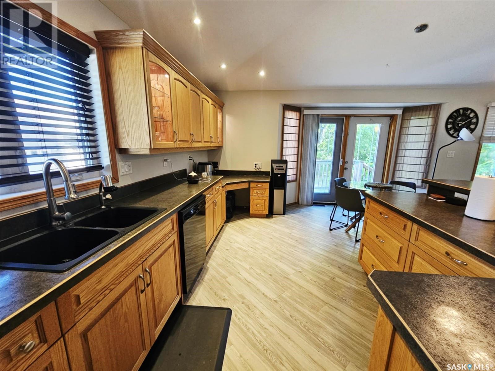 1122 Borden Drive, Esterhazy, SK - Indoor Photo Showing Kitchen With Double Sink