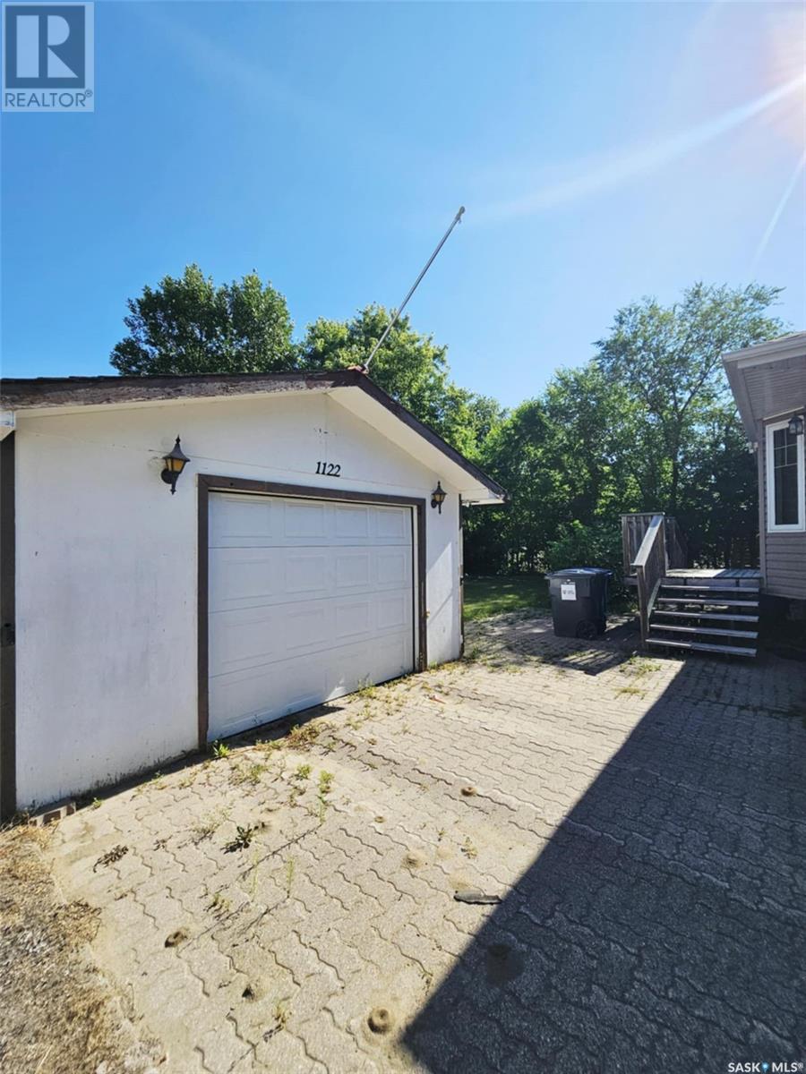 1122 Borden Drive, Esterhazy, SK - Outdoor