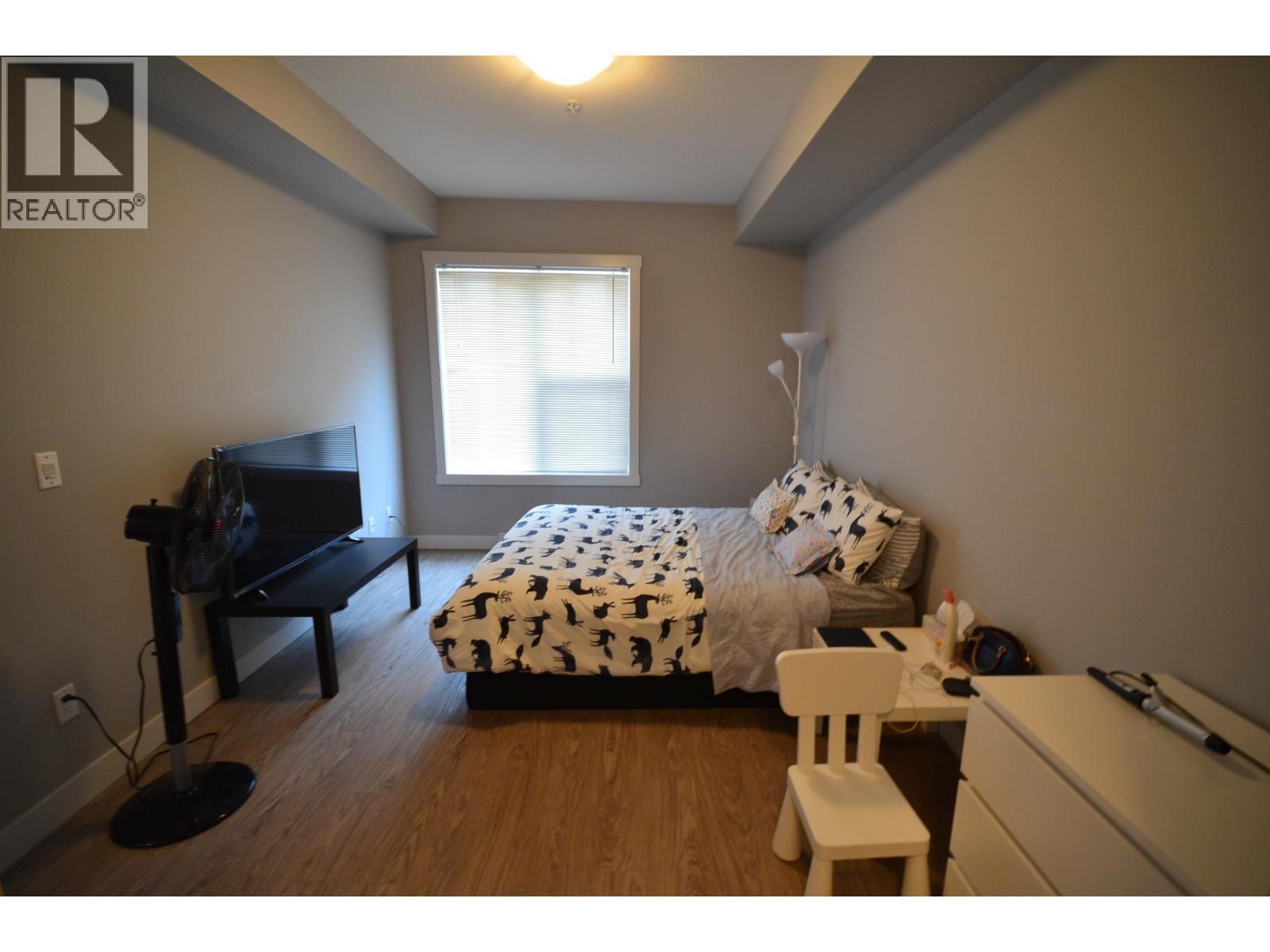 406 10307 112 Street, Fort St. John, BC - Indoor Photo Showing Bedroom