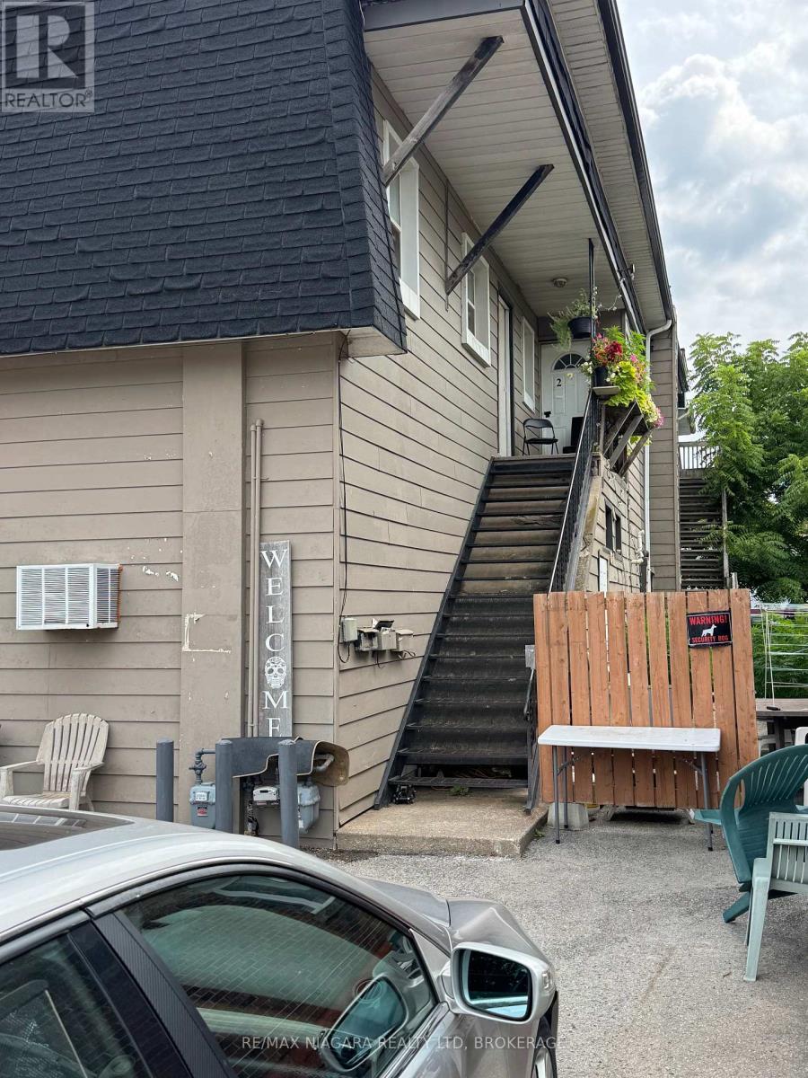 496 Main Street W, Port Colborne (Main Street), ON