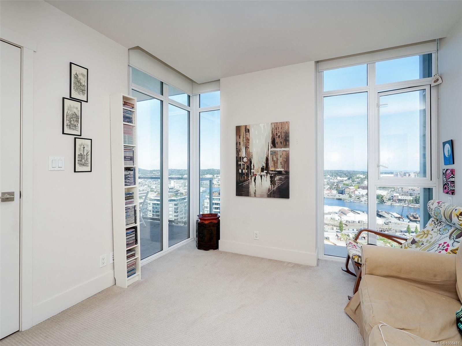 1705-83 Saghalie Rd, Victoria, BC - Indoor