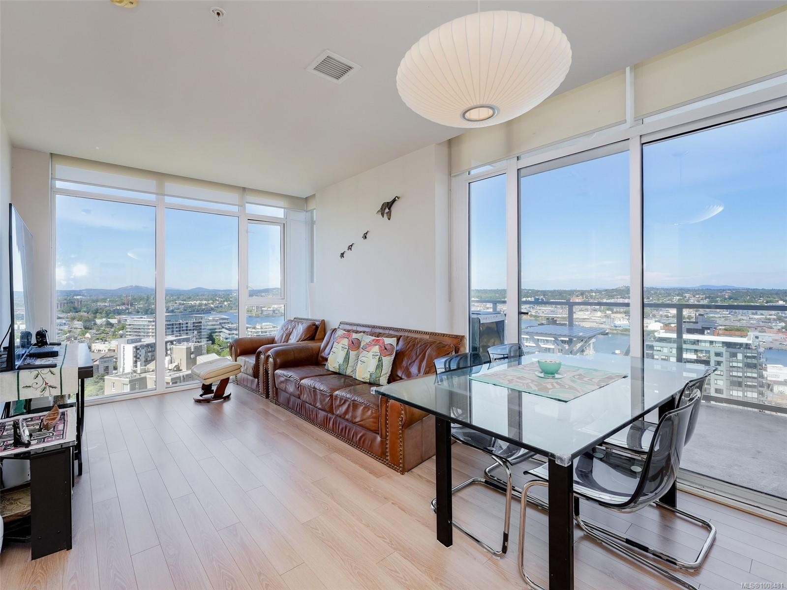 1705-83 Saghalie Rd, Victoria, BC - Indoor