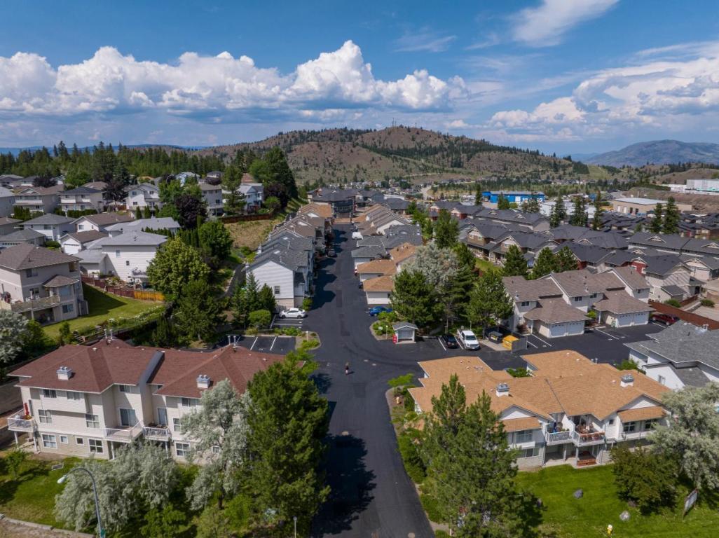 20-1920 Hugh Allan Drive, Kamloops, BC - Outdoor With View