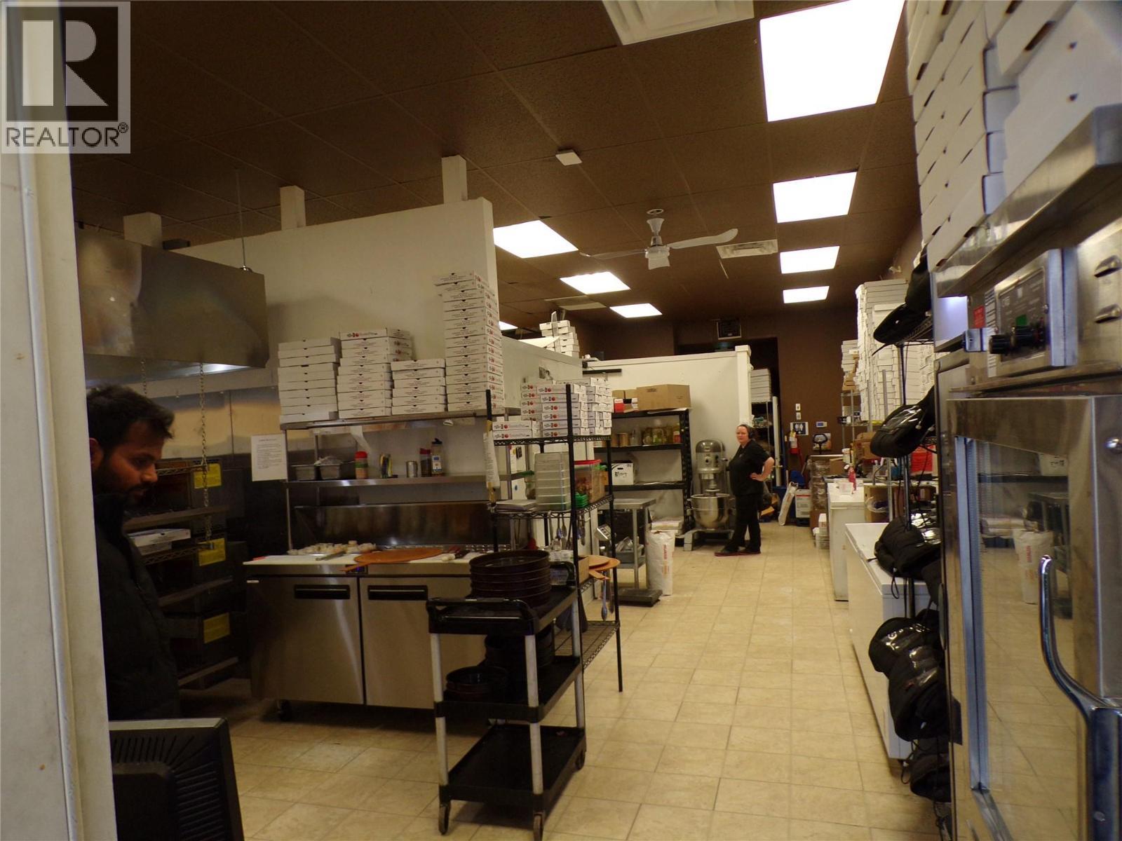 10124 10 Street, Dawson Creek, BC