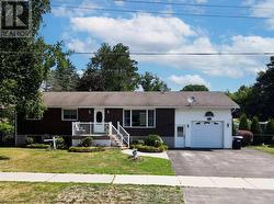 739 SIMCOE AVENUE Tay (Port Mcnicoll), ON L0K 1R0