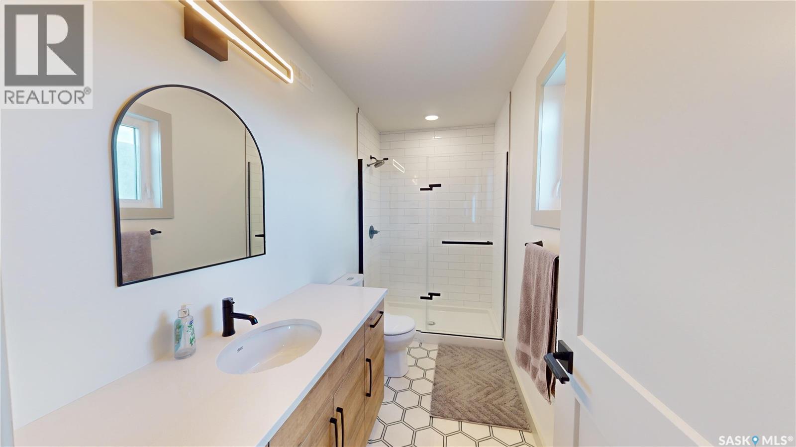 209 Willow Crescent, Waldheim, SK - Indoor Photo Showing Bathroom