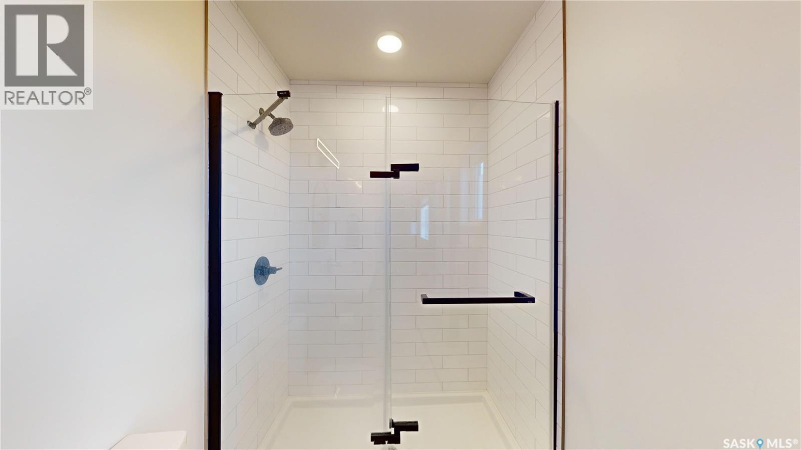 209 Willow Crescent, Waldheim, SK - Indoor Photo Showing Bathroom