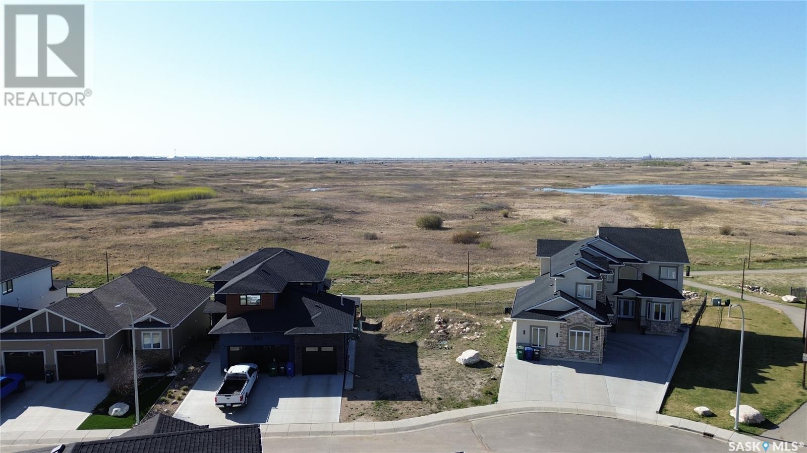 647 Bolstad Turn, Saskatoon, SK