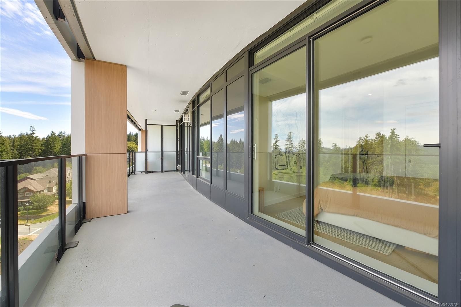808-2000 Hannington Rd, Langford, BC - Outdoor With Balcony With Exterior