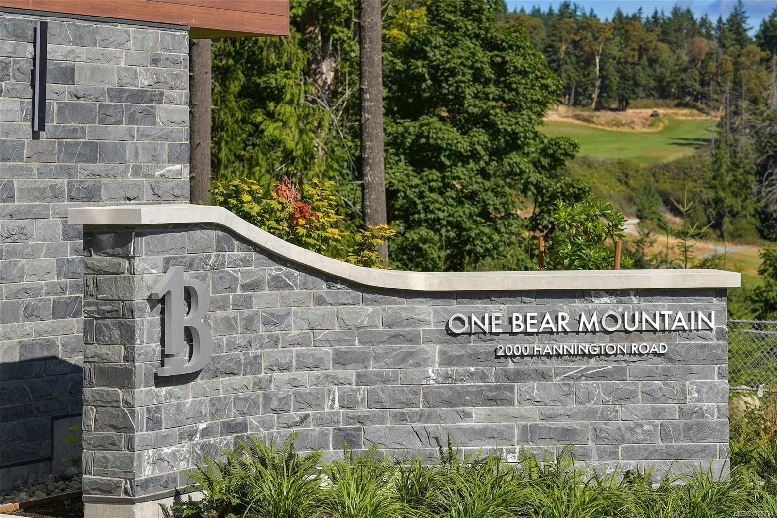 808-2000 Hannington Rd, Langford, BC - Outdoor