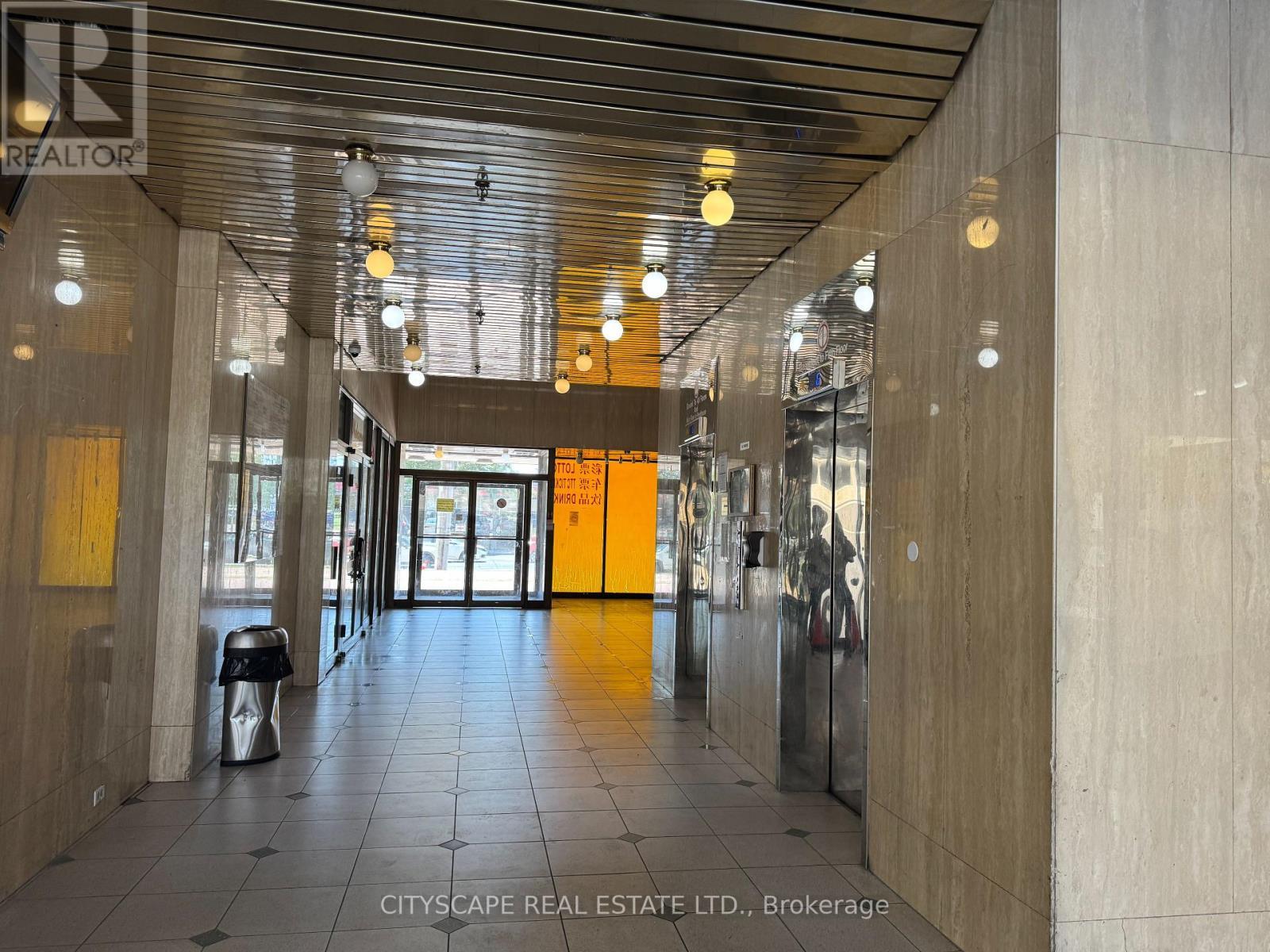 15-16 - 4002 Sheppard Avenue, Toronto, ON