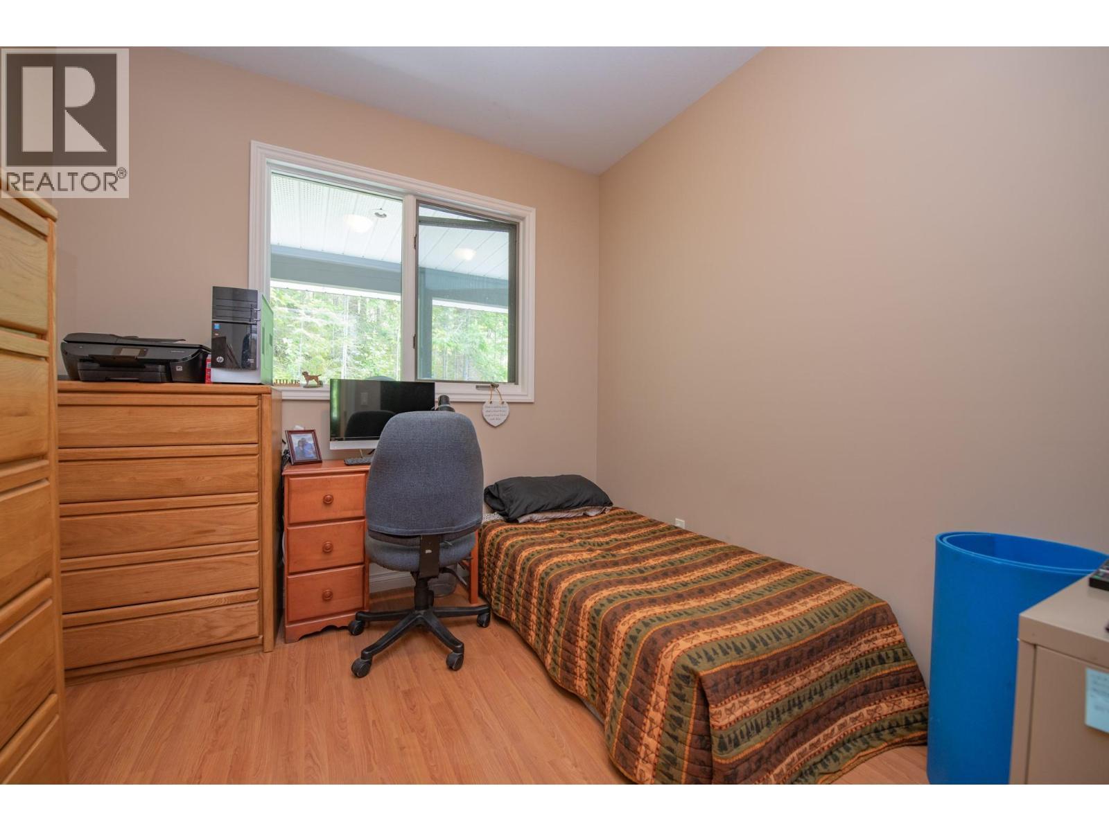 1710 6 Highway, Nakusp, BC - Indoor