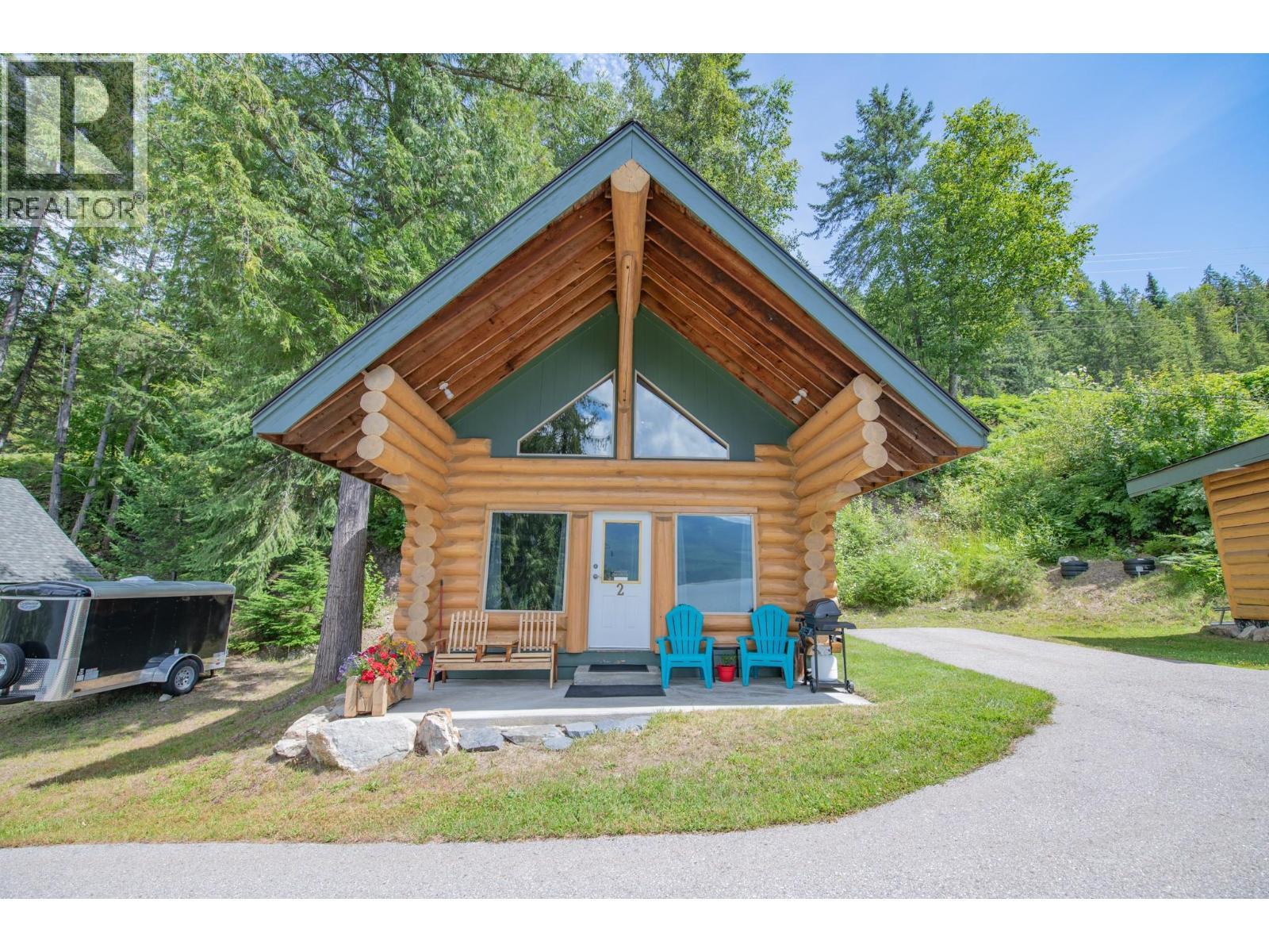 1710 6 Highway, Nakusp, BC - Outdoor