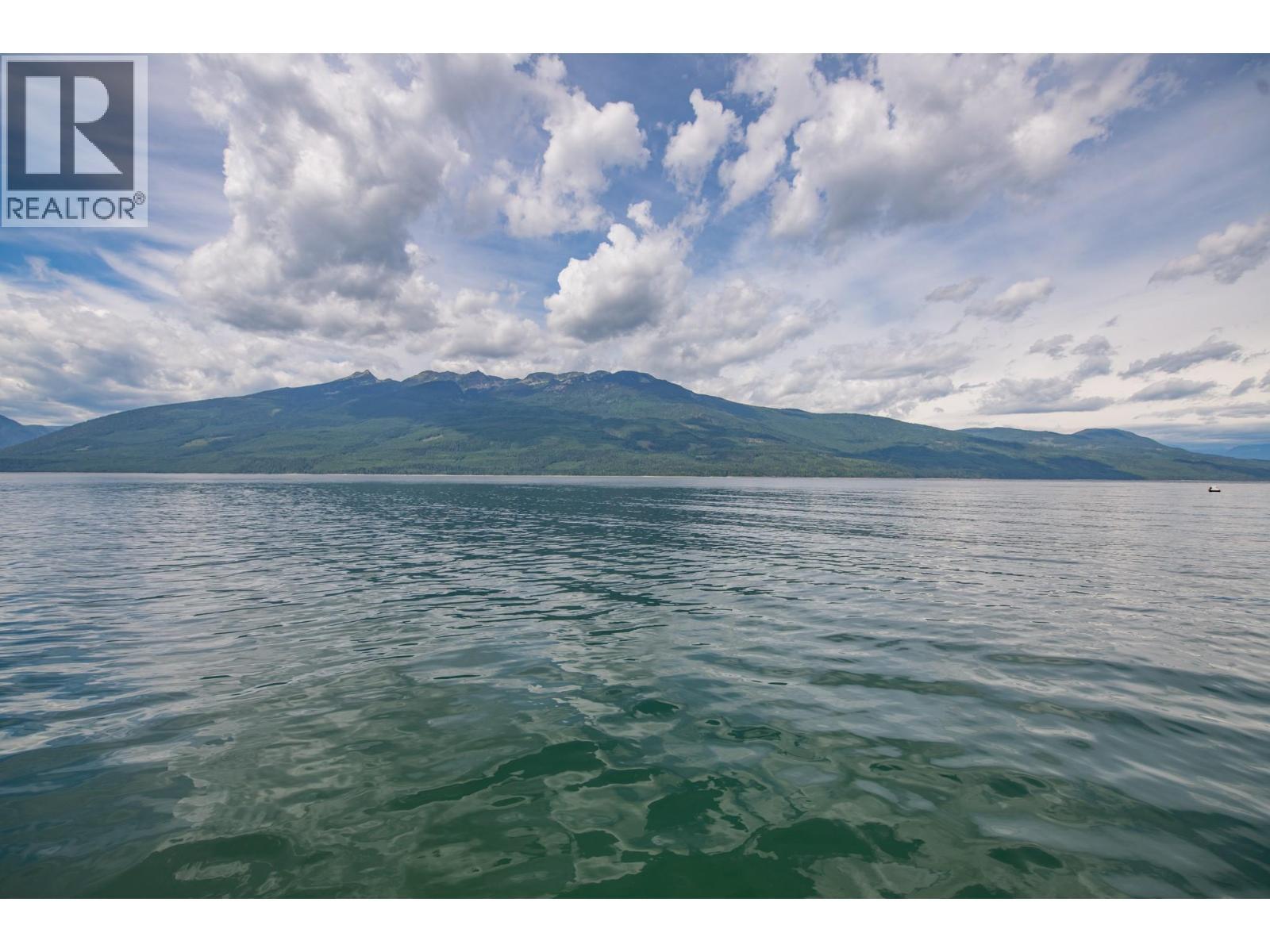 1710 6 Highway, Nakusp, BC - Outdoor With Body Of Water With View