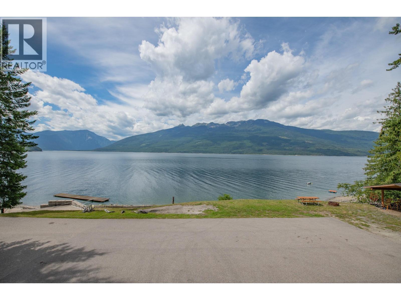 1710 6 Highway, Nakusp, BC - Outdoor With Body Of Water With View