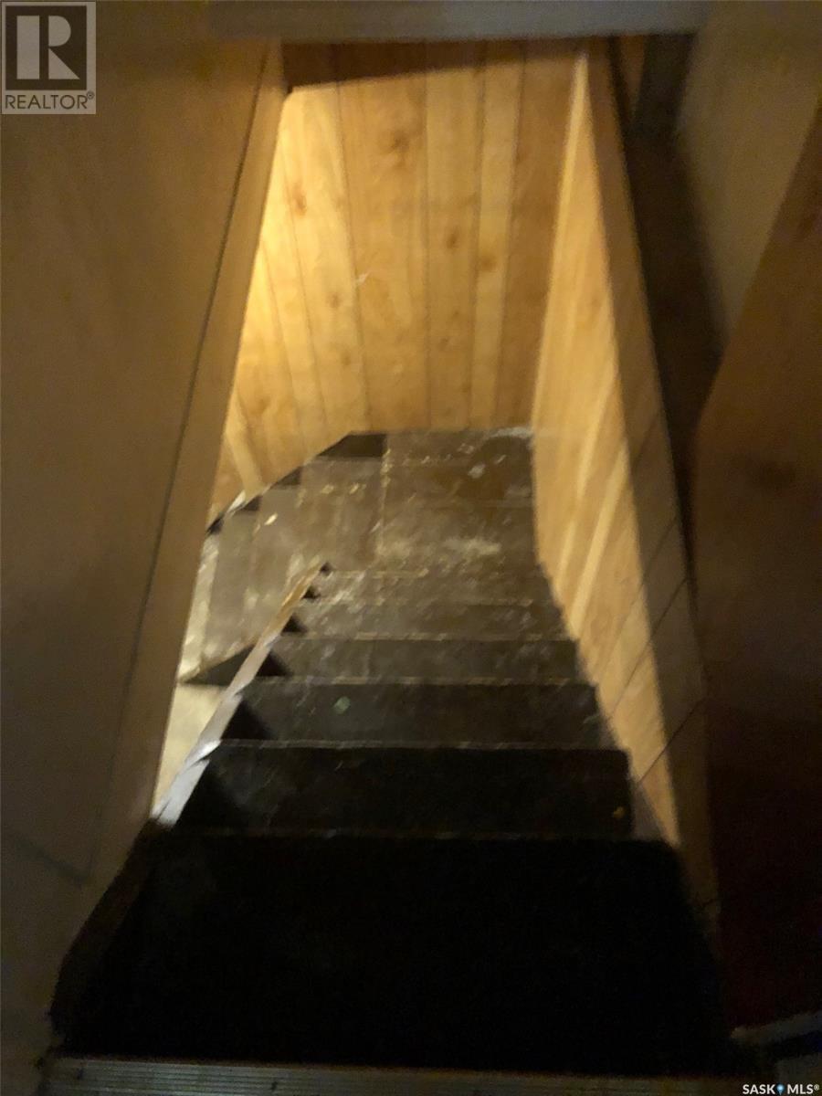 243 3Rd Street, Kamsack, SK - Indoor Photo Showing Other Room