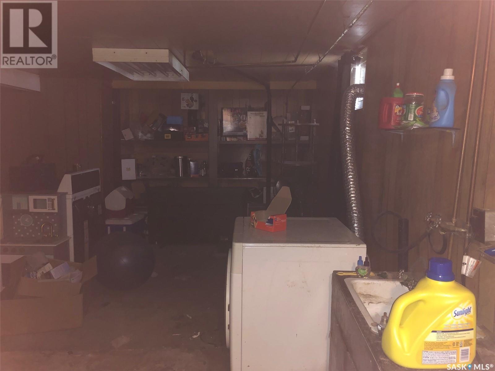 243 3Rd Street, Kamsack, SK - Indoor Photo Showing Laundry Room