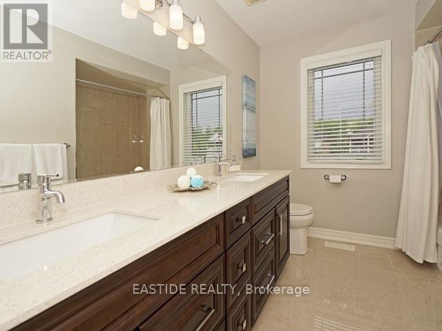 29 Wolfson Crescent, Richmond Hill, ON - Indoor Photo Showing Bathroom