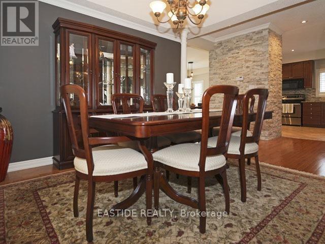 29 Wolfson Crescent, Richmond Hill, ON - Indoor Photo Showing Dining Room