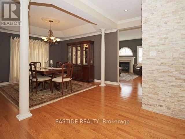 29 Wolfson Crescent, Richmond Hill, ON - Indoor Photo Showing Dining Room