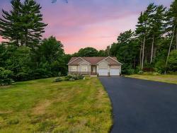 110 Given Drive Grand Lake, NS B2T 0K1