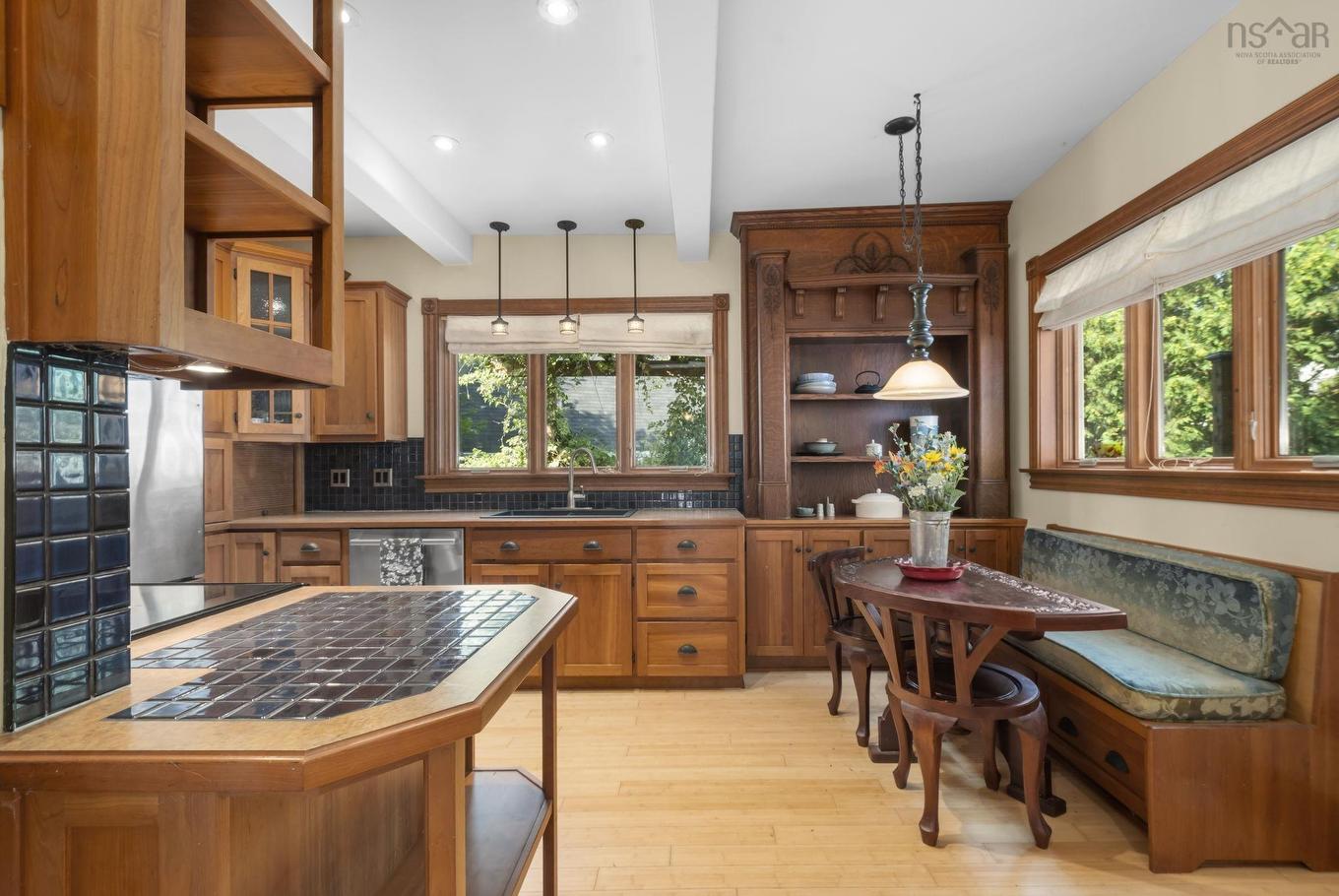 328 King Street, Windsor, NS