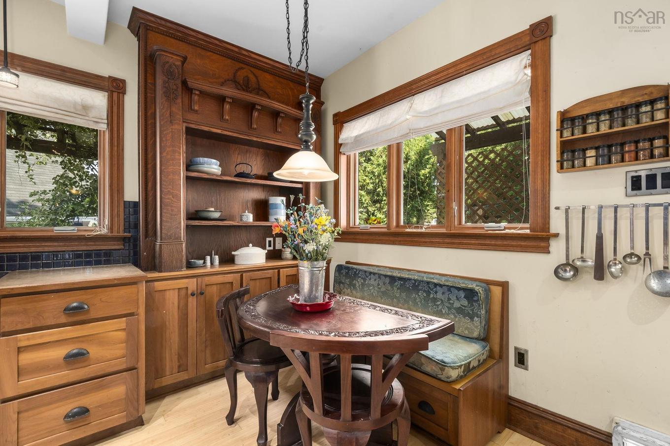 328 King Street, Windsor, NS