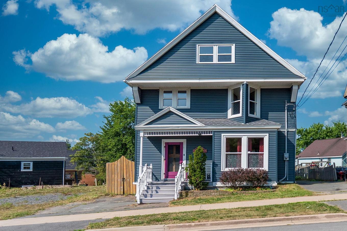 328 King Street, Windsor, NS