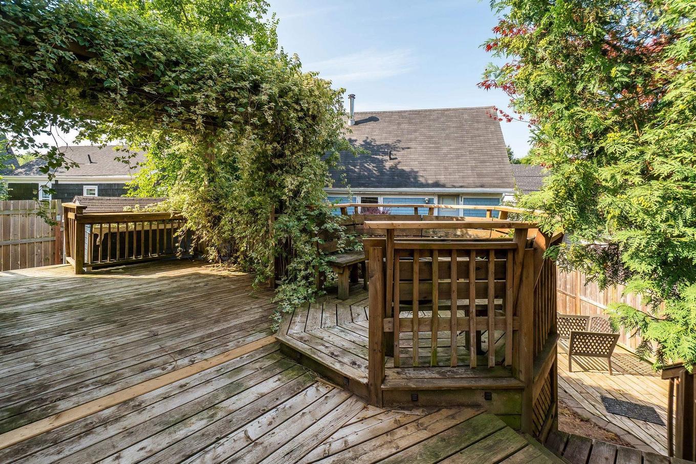 328 King Street, Windsor, NS