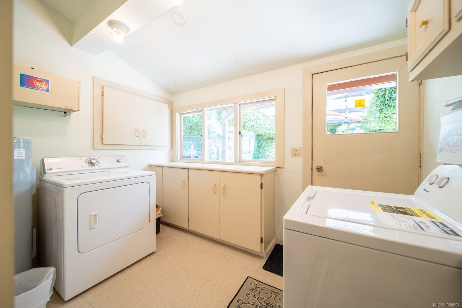 1600 Seacrest Rd, Nanoose Bay, BC