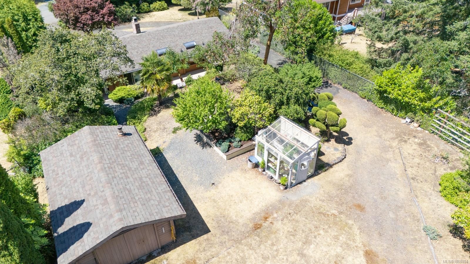 1600 Seacrest Rd, Nanoose Bay, BC