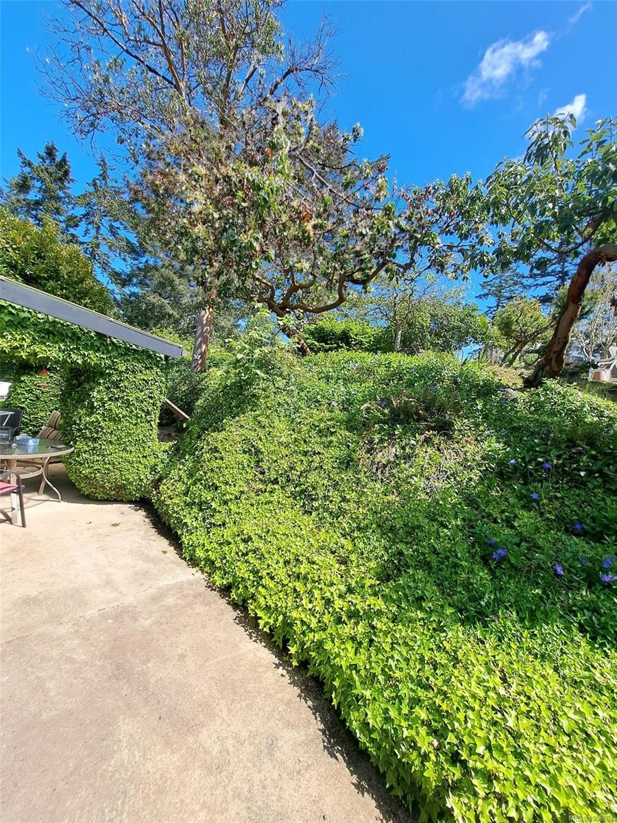 1600 Seacrest Rd, Nanoose Bay, BC