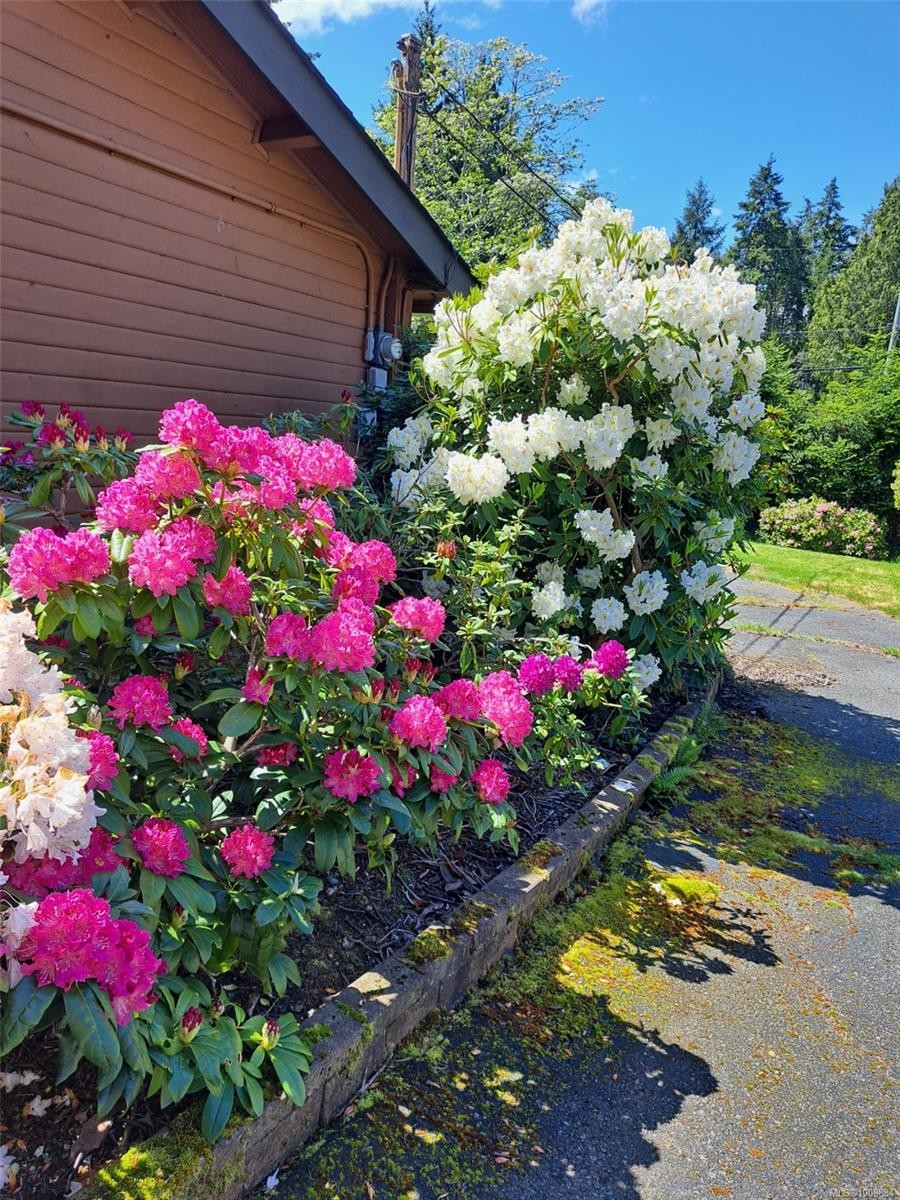 1600 Seacrest Rd, Nanoose Bay, BC