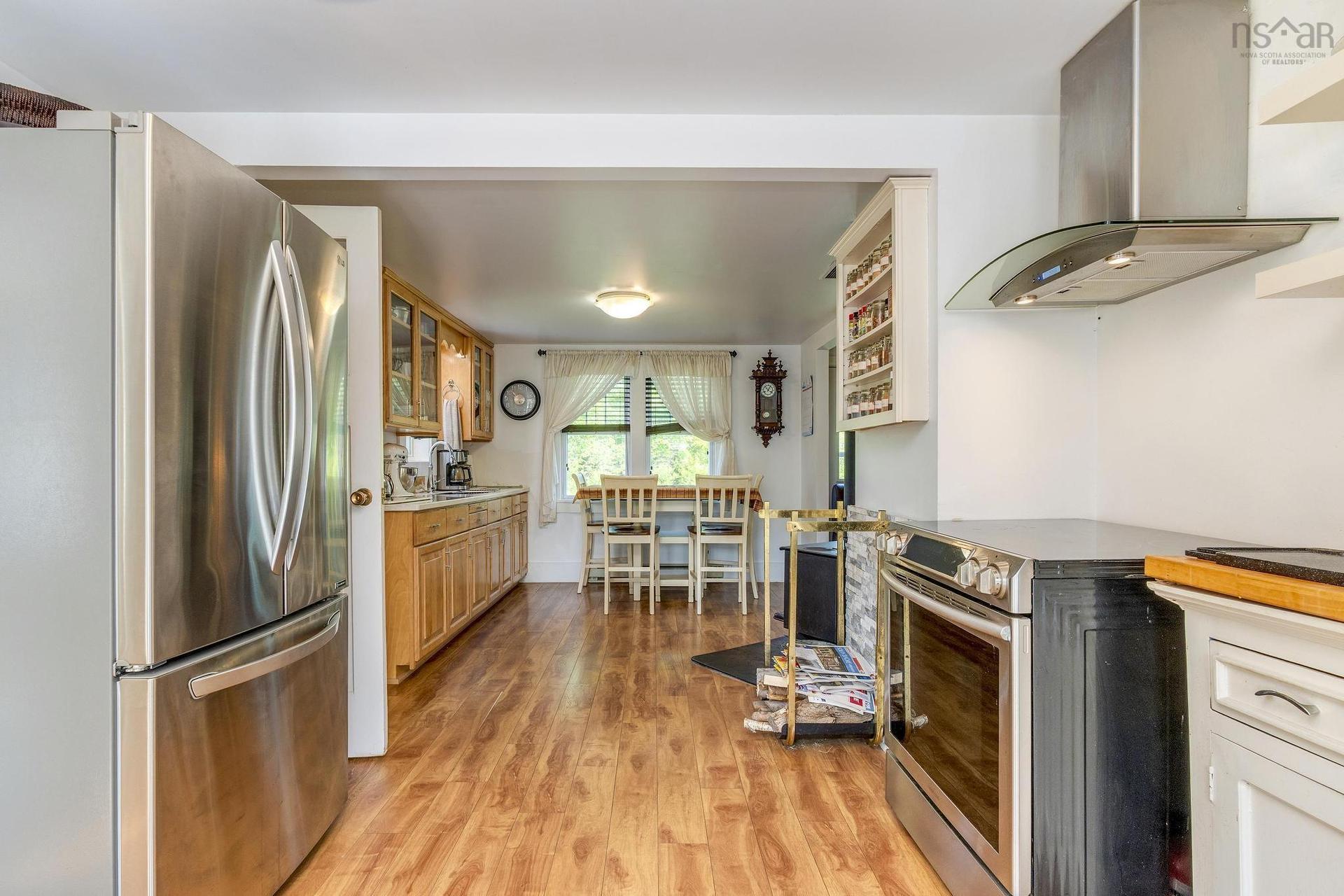 18665 Highway 103, Middlewood, NS