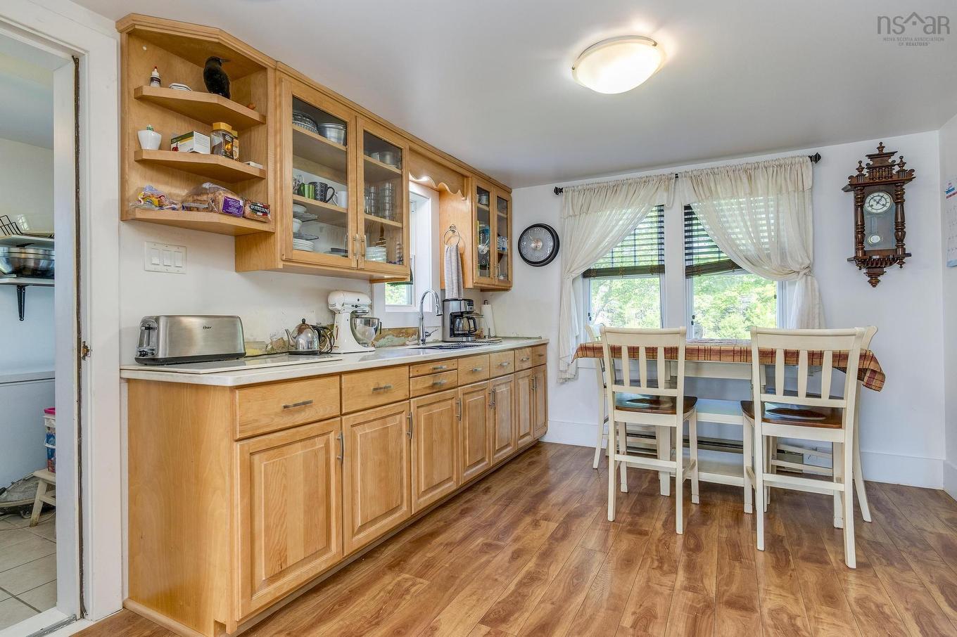 18665 Highway 103, Middlewood, NS