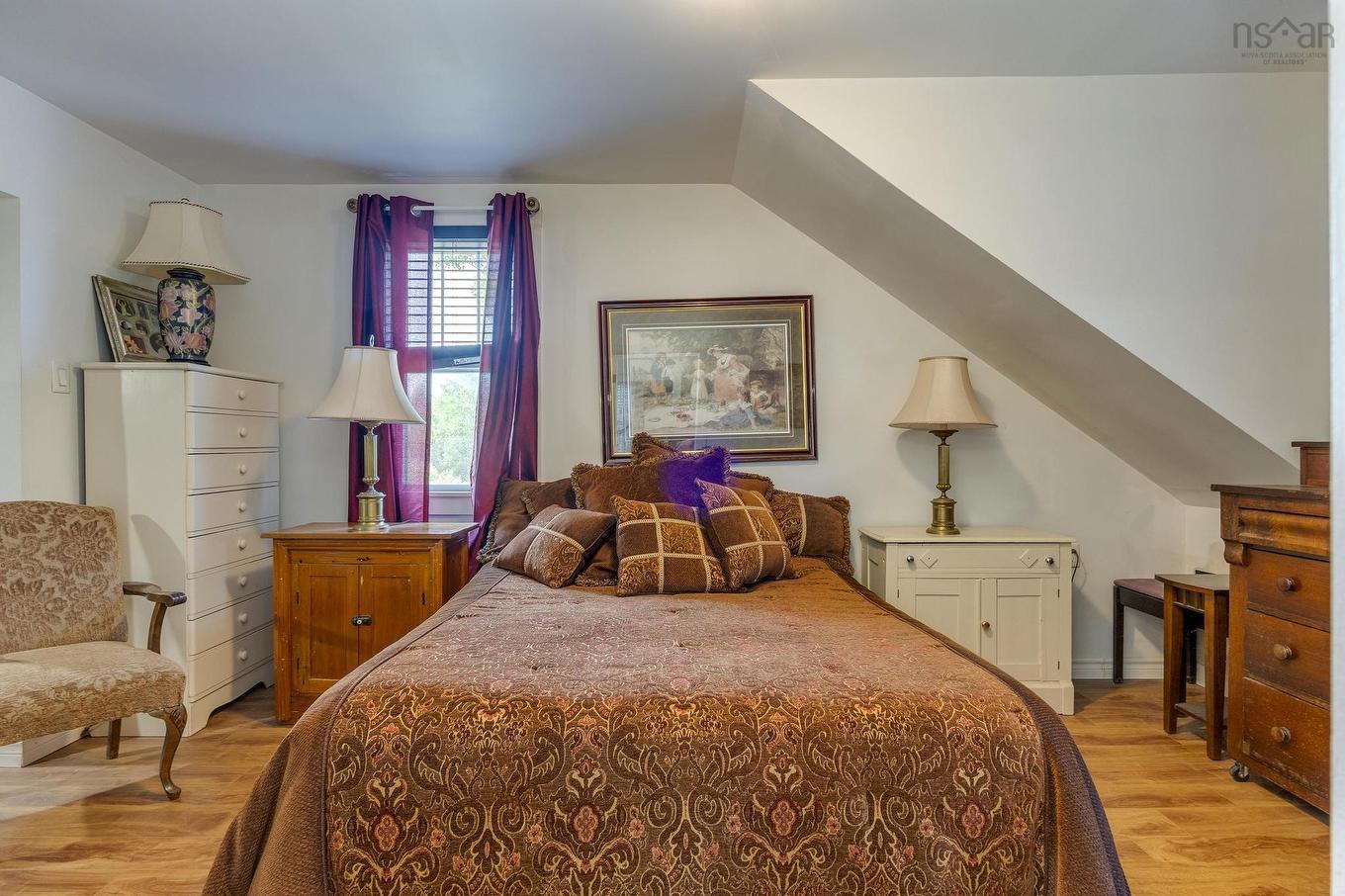 18665 Highway 103, Middlewood, NS