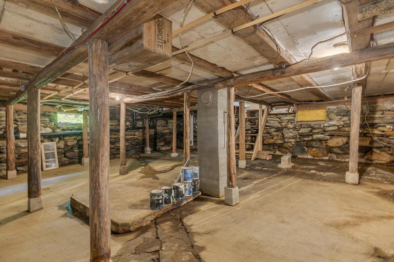 18665 Highway 103, Middlewood, NS