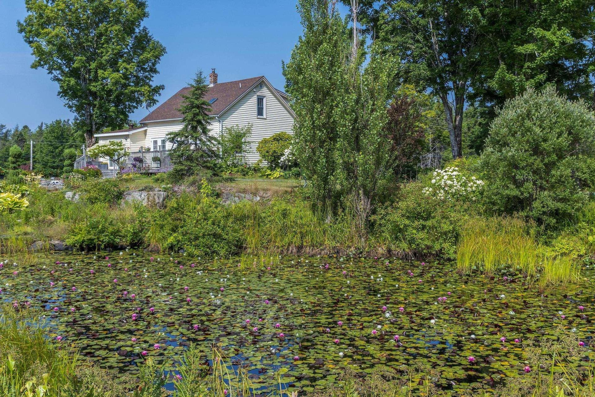 18665 Highway 103, Middlewood, NS