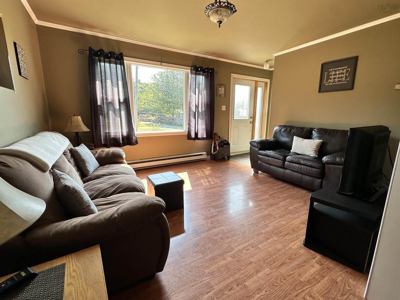 41 James Street, Brooklyn, NS