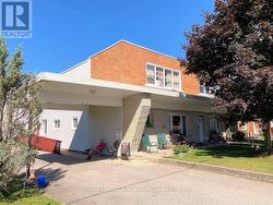 52 QUEEN STREET Norfolk (Langton), ON N0E 1G0