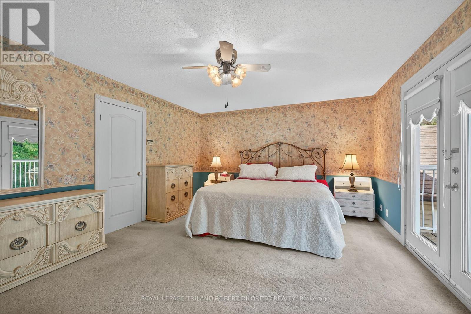 6186 Egremont Drive, Middlesex Centre, ON - Indoor Photo Showing Bedroom