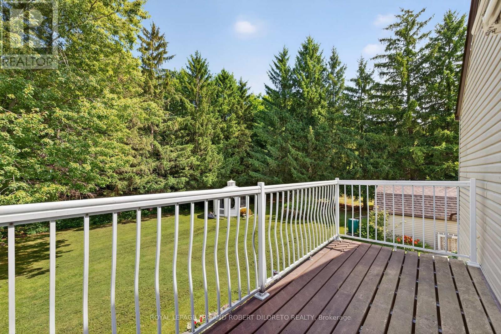 6186 Egremont Drive, Middlesex Centre, ON - Outdoor With Deck Patio Veranda
