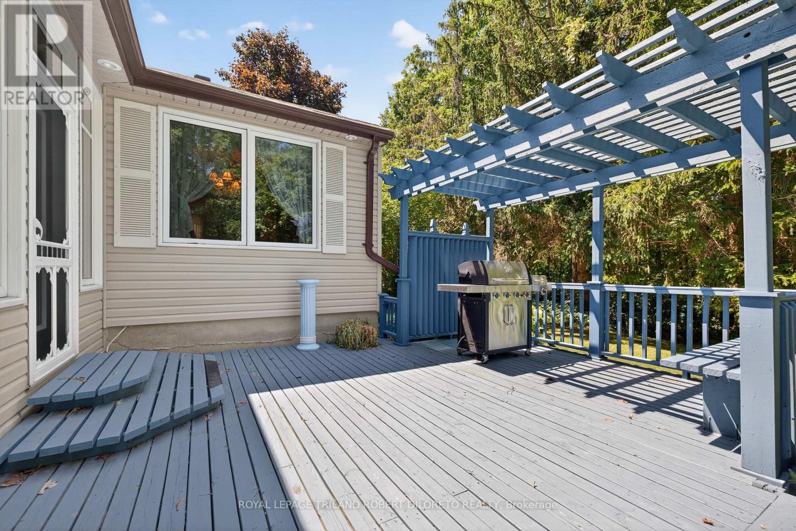 6186 Egremont Drive, Middlesex Centre, ON - Outdoor With Deck Patio Veranda With Exterior