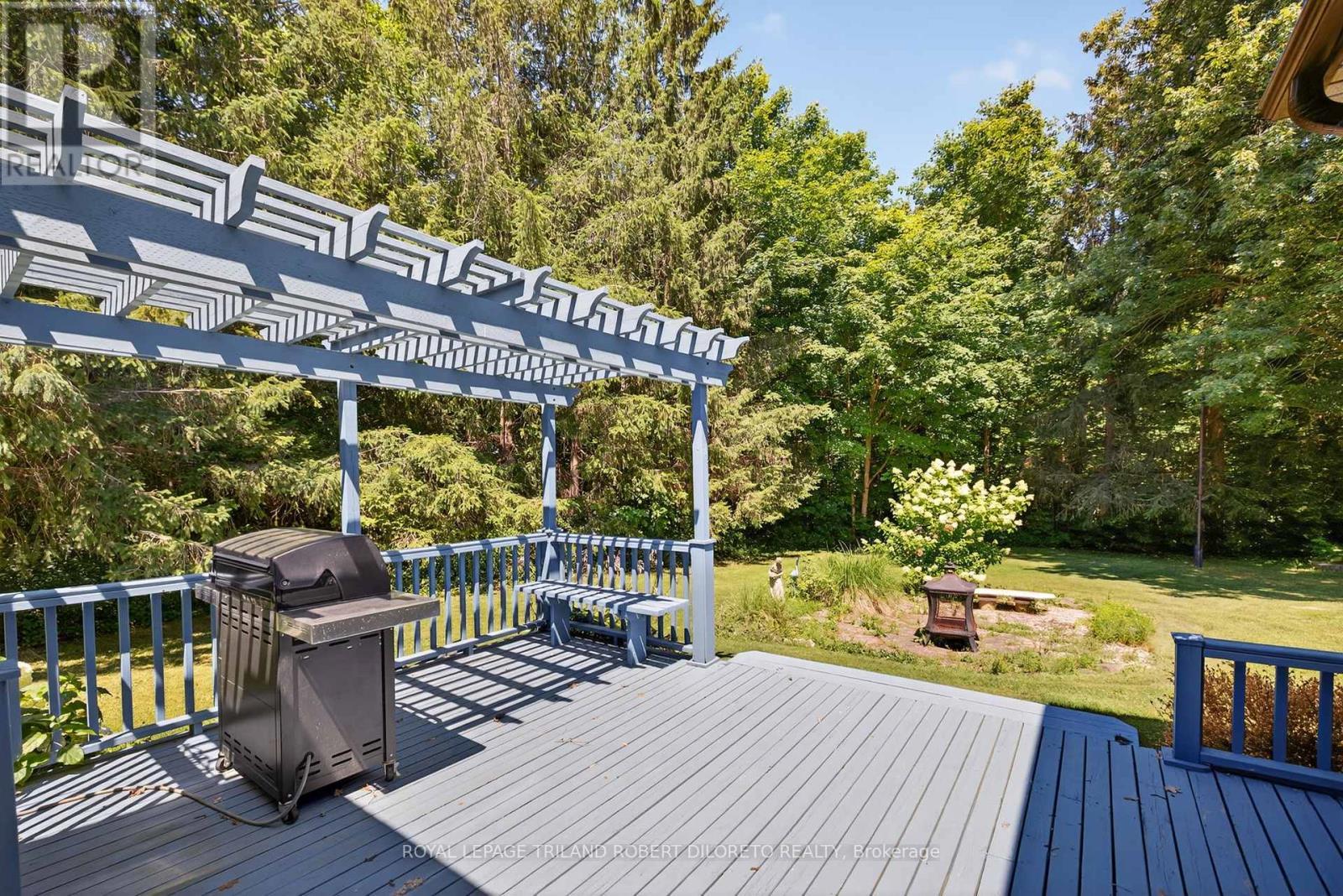 6186 Egremont Drive, Middlesex Centre, ON - Outdoor With Deck Patio Veranda