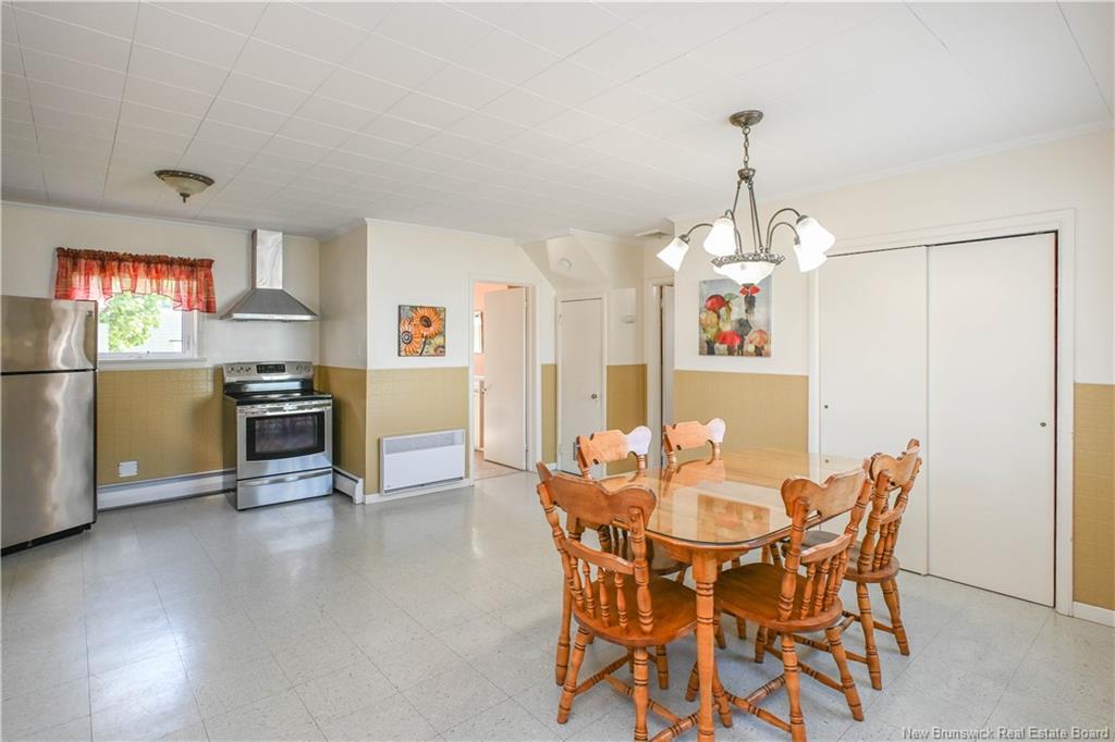 351 Saint-Pierre E. Blvd, Caraquet, NB